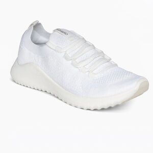 Aetrex Carly Arch Support Sneakers Size 10